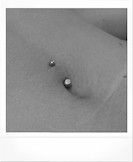 Bauchnabel Piercing.