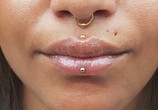 Frisches Medusa Piercing