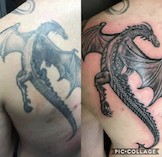 Hier ein Fresh-Up eines Drachen-Tattoos, links die verblasste Tätowierung, rechts die Erneurung mit ein paar kleinen Änderungen. 