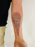 Maori-Style Tattoo am Unterarm
