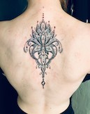 Rücken Mandala Tattoo.